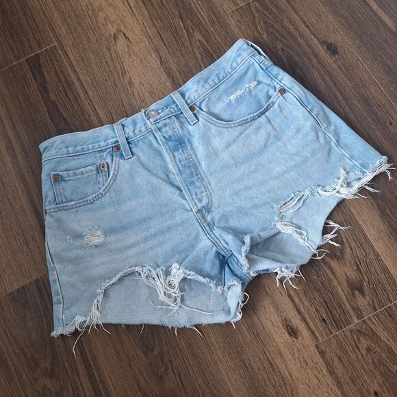 💙 Levi's 501 High Rise Cut Off Distressed Shorts Size 31 Western Cowgirl - Picture 2 of 7